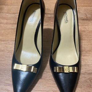 Michael Kors Black Scarpin.